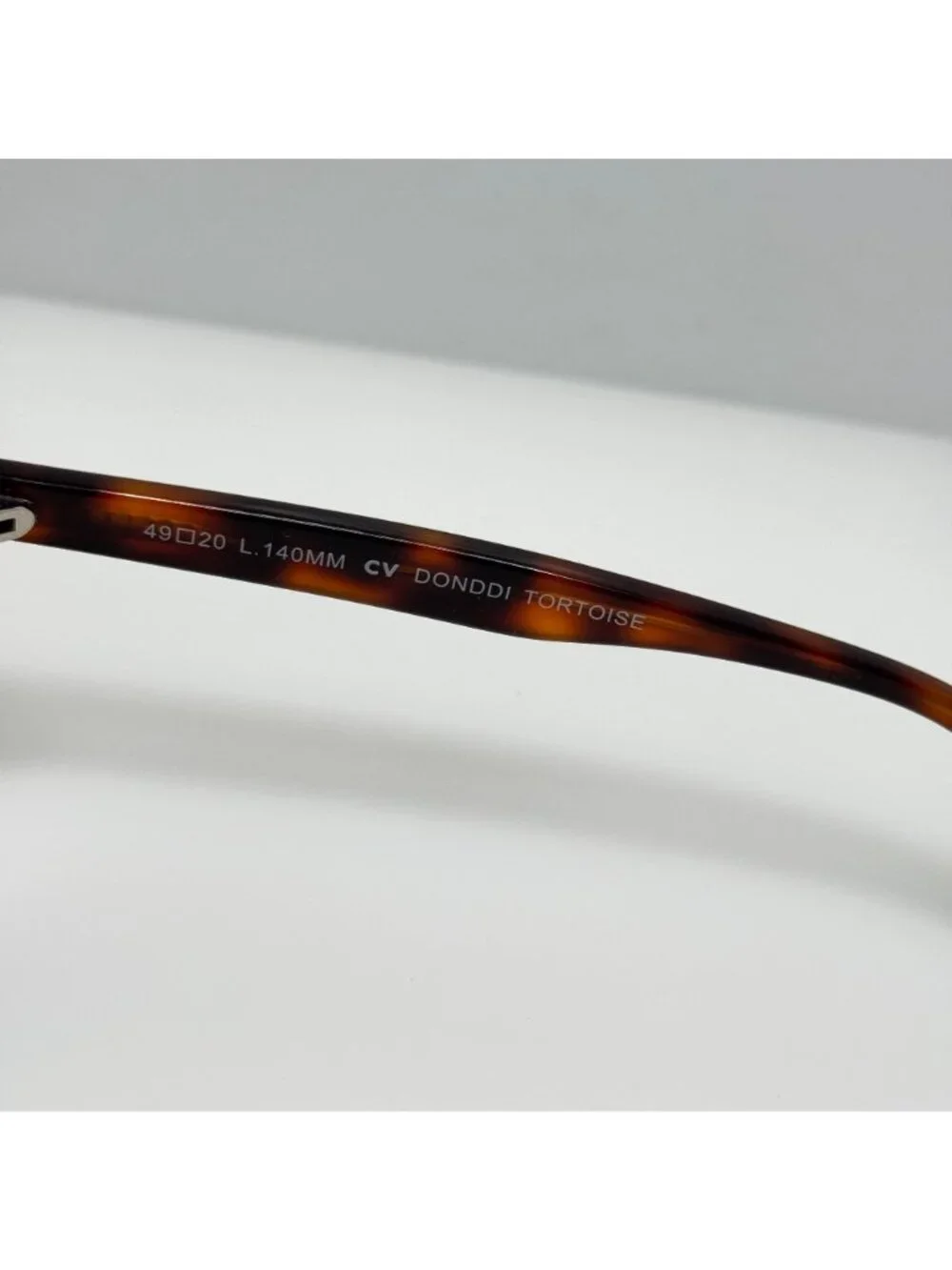 Steve Madden Sunglasses Donddi Tortoise 49-20-140